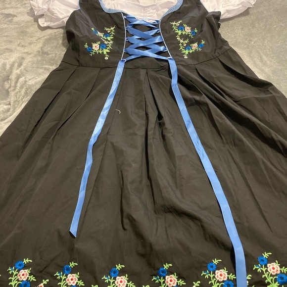 NWTS Scarlet Darkness Costume - Picture 2 of 15